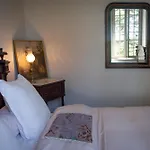Chateau De Bed & Breakfast