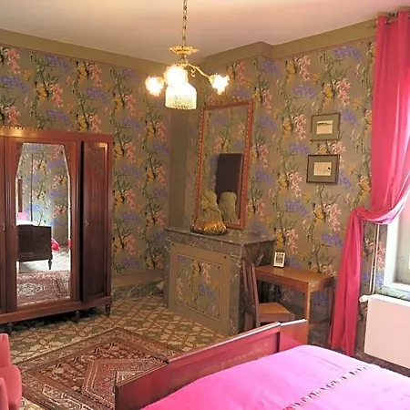Bed & Breakfast Chateau De 3*