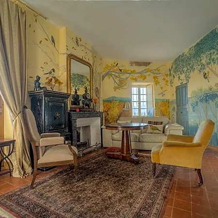 Bed & Breakfast Chateau De 3*