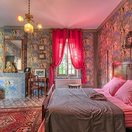 Bed & Breakfast Chateau De 3*